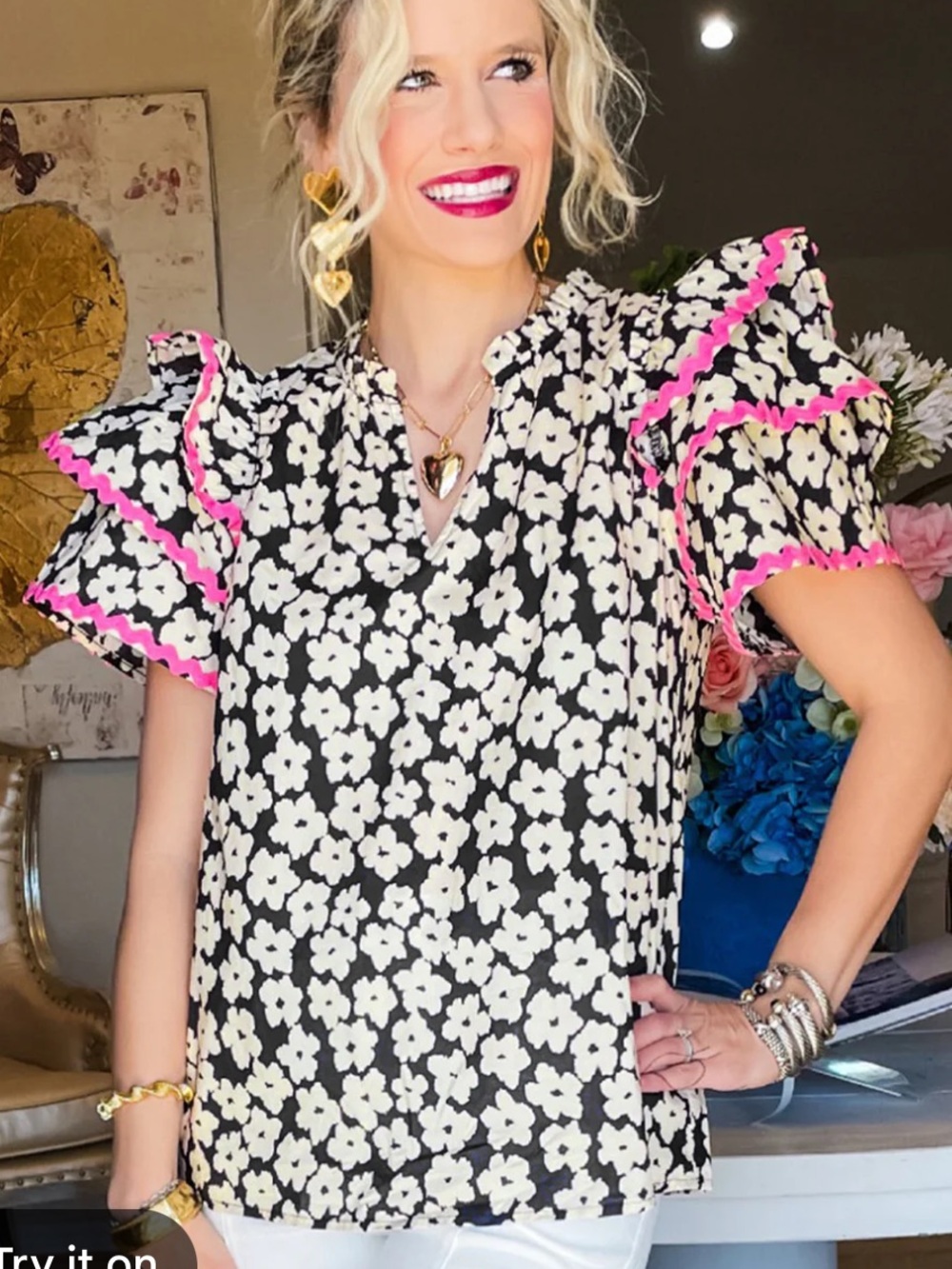 Trendy Ric Rac Floral Top Black White  with Pink Trim Ruffle Sleeves